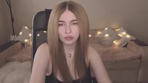 Snapshot of violettaotis chatting on October 26, 2025, 9:48 am ViolettaOtis online show from October 26, 2025, 9:48 am