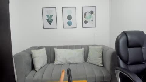 Snapshot of violettasweet_ chatting on October 18, 2025, 11:11 am Violetta online show from October 18, 2025, 11:11 am