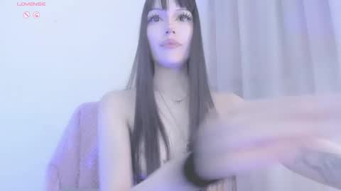 Violett online show from October 18, 2025, 5:32 am