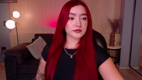 Violett Castel online show from December 22, 2025, 7:11 pm