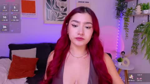 Snapshot of violettcastel chatting on May 20, 2026, 8:15 pm Violett Castel online show from May 20, 2026, 8:15 pm