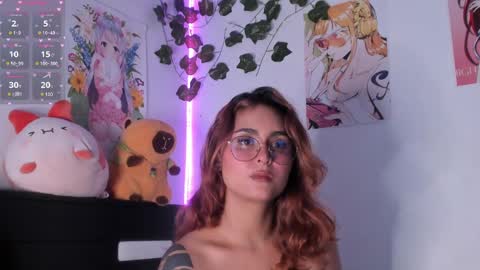 Snapshot of violetteramirez01 chatting on December 4, 2024, 8:40 pm Violette online show from December 4, 2024, 8:40 pm