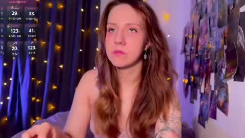 Snapshot of violettmo0n chatting on May 3, 2026, 2:28 am Next stream 1522026 400 GMT 3 online show from May 3, 2026, 2:28 am