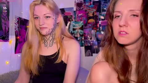 Snapshot of violettmo0n chatting on May 4, 2026, 3:46 am Next stream 1522026 400 GMT 3 online show from May 4, 2026, 3:46 am