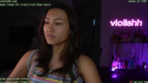 follow me on twitter violishh and ig violishh  online show from March 1, 2025, 11:47 pm