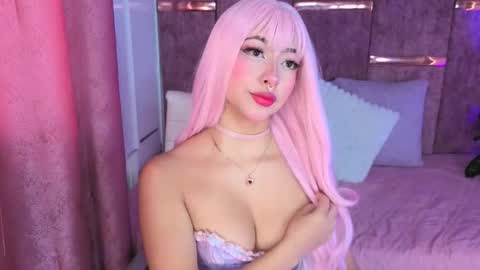 viollettebylyly online show from November 29, 2025, 1:47 pm