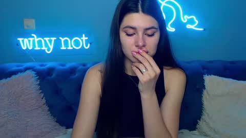 viollinalv online show from November 29, 2025, 7:00 am