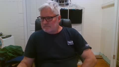 viper654321 online show from February 15, 2025, 8:00 am