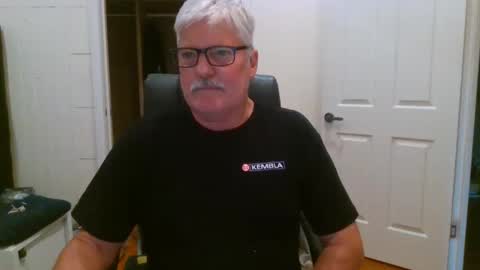 viper654321 online show from October 4, 2025, 7:28 am