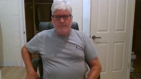 viper654321 online show from April 12, 2026, 7:35 am