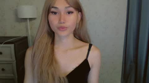 Snapshot of virgenpearl chatting on July 2, 2026, 1:27 am Pearl online show from July 2, 2026, 1:27 am