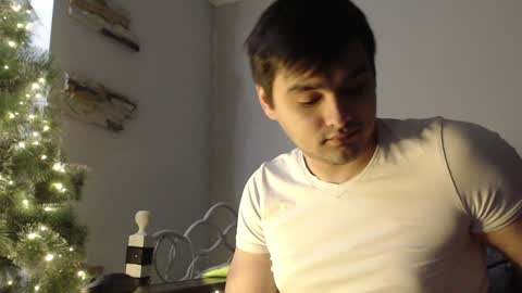 Snapshot of virgil____ chatting on December 21, 2024, 10:40 pm virgil____ online show from December 21, 2024, 10:40 pm