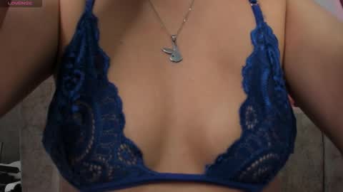 Jane  online show from November 6, 2025, 4:02 am