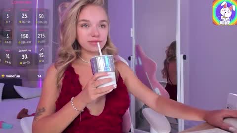 Chloe online show from March 9, 2026, 2:37 am