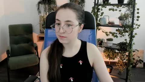 Snapshot of virtualvoyant chatting on March 17, 2026, 7:12 am your love online show from March 17, 2026, 7:12 am