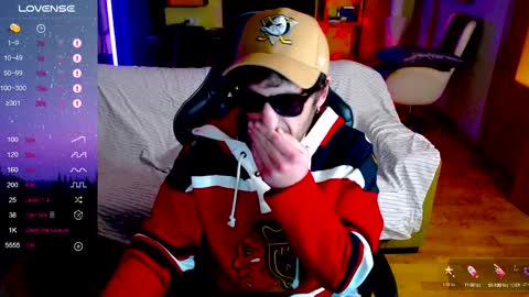 virusz10 online show from January 1, 2025, 6:06 pm