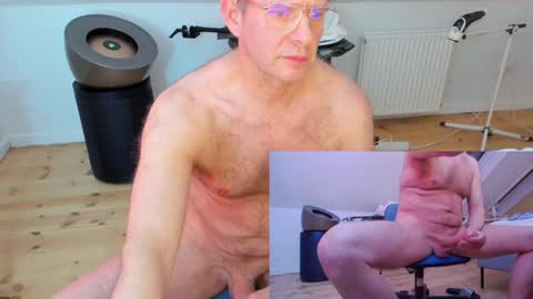 viahuer7 online show from December 12, 2024, 3:48 pm