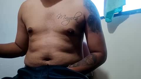 Snapshot of vital44 chatting on October 19, 2025, 10:43 pm vital44 online show from October 19, 2025, 10:43 pm