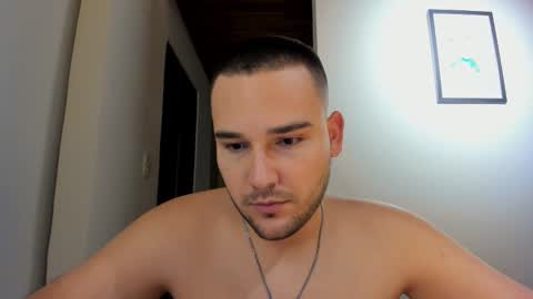 Vito Ferrer online show from January 14, 2025, 3:01 am