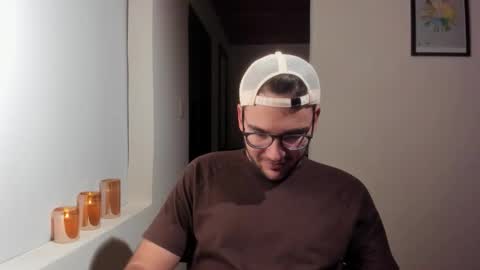 Vito Ferrer online show from November 3, 2025, 12:57 am