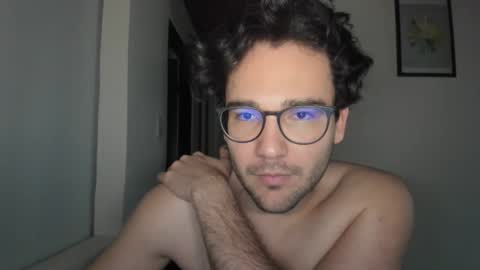 Vito Ferrer online show from March 10, 2026, 5:34 am