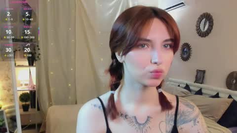 VittoriaNix online show from May 10, 2026, 5:51 pm