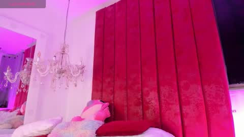 Snapshot of vivi_prinncess chatting on January 8, 2026, 12:13 am Viviana online show from January 8, 2026, 12:13 am