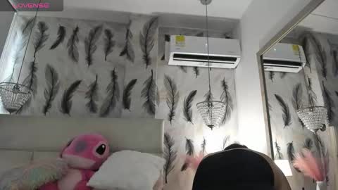 Snapshot of vivi_prinncess chatting on February 1, 2026, 6:06 pm Viviana online show from February 1, 2026, 6:06 pm