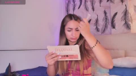 Snapshot of vivi_prinncess chatting on February 13, 2026, 12:17 am Viviana online show from February 13, 2026, 12:17 am