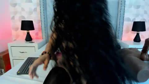 Snapshot of vivi_ruby chatting on February 23, 2026, 8:17 pm VIVIANA DOMINGUEZ online show from February 23, 2026, 8:17 pm