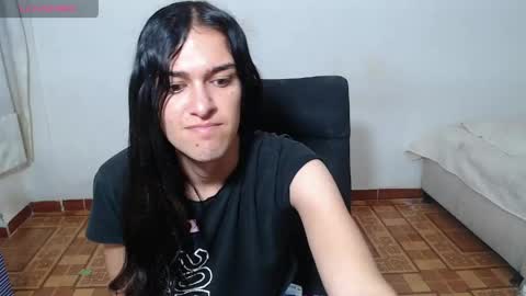 instagram Viviana73215 online show from May 28, 2026, 11:40 am