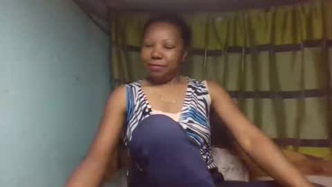 viviane0812 online show from October 5, 2025, 6:50 pm