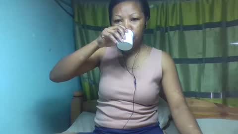 Snapshot of viviane0812 chatting on October 31, 2025, 11:22 am viviane0812 online show from October 31, 2025, 11:22 am