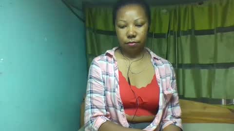 Snapshot of viviane0812 chatting on November 20, 2025, 7:08 am viviane0812 online show from November 20, 2025, 7:08 am