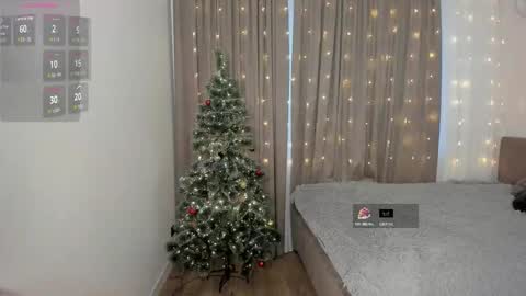 Snapshot of viviannayt chatting on December 15, 2025, 12:20 pm viviannayt online show from December 15, 2025, 12:20 pm