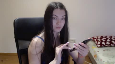 Vivian Gray online show from January 1, 2025, 2:31 pm