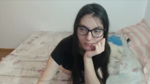 Vivian Gray online show from October 6, 2025, 11:02 pm