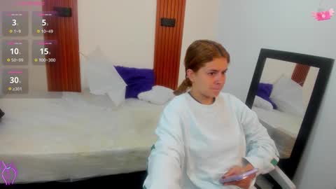 vivianowen9 online show from January 13, 2026, 11:48 am