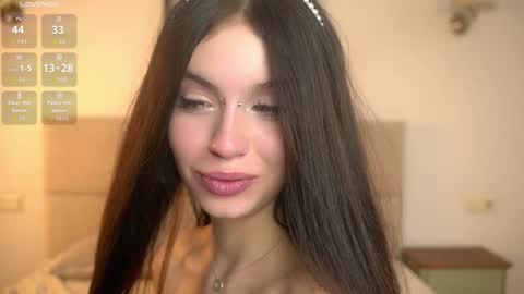 Snapshot of vivid_girls chatting on October 30, 2025, 7:21 am Nelly and Mari online show from October 30, 2025, 7:21 am