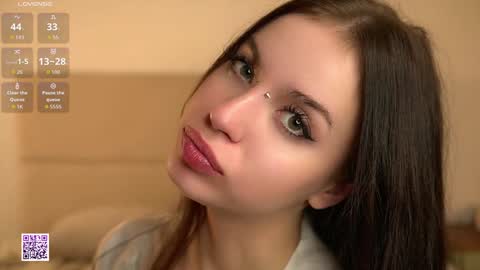 Snapshot of vivid_girls chatting on November 3, 2025, 7:42 am Nelly and Mari online show from November 3, 2025, 7:42 am