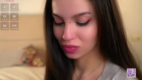 Snapshot of vivid_girls chatting on December 1, 2025, 7:24 am Nelly and Mari online show from December 1, 2025, 7:24 am