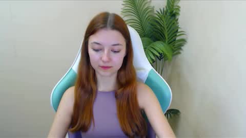 Vivien online show from December 17, 2024, 12:56 am