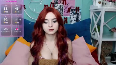 Snapshot of viviennero chatting on December 18, 2025, 5:46 am Mary online show from December 18, 2025, 5:46 am