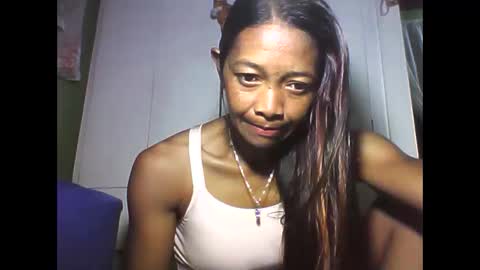 Snapshot of vixen_lina chatting on May 2, 2026, 1:43 am vixen_lina online show from May 2, 2026, 1:43 am