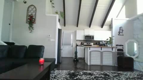 Snapshot of vixenkittenxo chatting on September 30, 2025, 7:19 pm vixenkittenxo online show from September 30, 2025, 7:19 pm