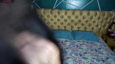 Snapshot of vixennp chatting on February 27, 2026, 10:32 pm Vixennp online show from February 27, 2026, 10:32 pm