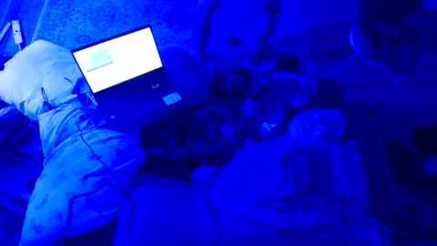 Snapshot of vknow chatting on February 15, 2025, 10:44 am vknow online show from February 15, 2025, 10:44 am