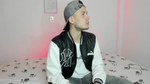 Snapshot of vlad__night chatting on February 16, 2026, 4:08 am Vlad online show from February 16, 2026, 4:08 am