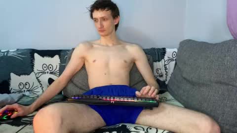 Snapshot of vlad_ggvldd chatting on April 16, 2026, 9:39 pm Vlad Dinovich online show from April 16, 2026, 9:39 pm