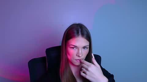 Snapshot of vladaseduction chatting on January 13, 2026, 12:43 pm Vlada online show from January 13, 2026, 12:43 pm